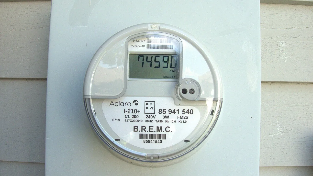 Izpratne par galvenajām elektrības un apkures rēķina pozīcijām Latvijā